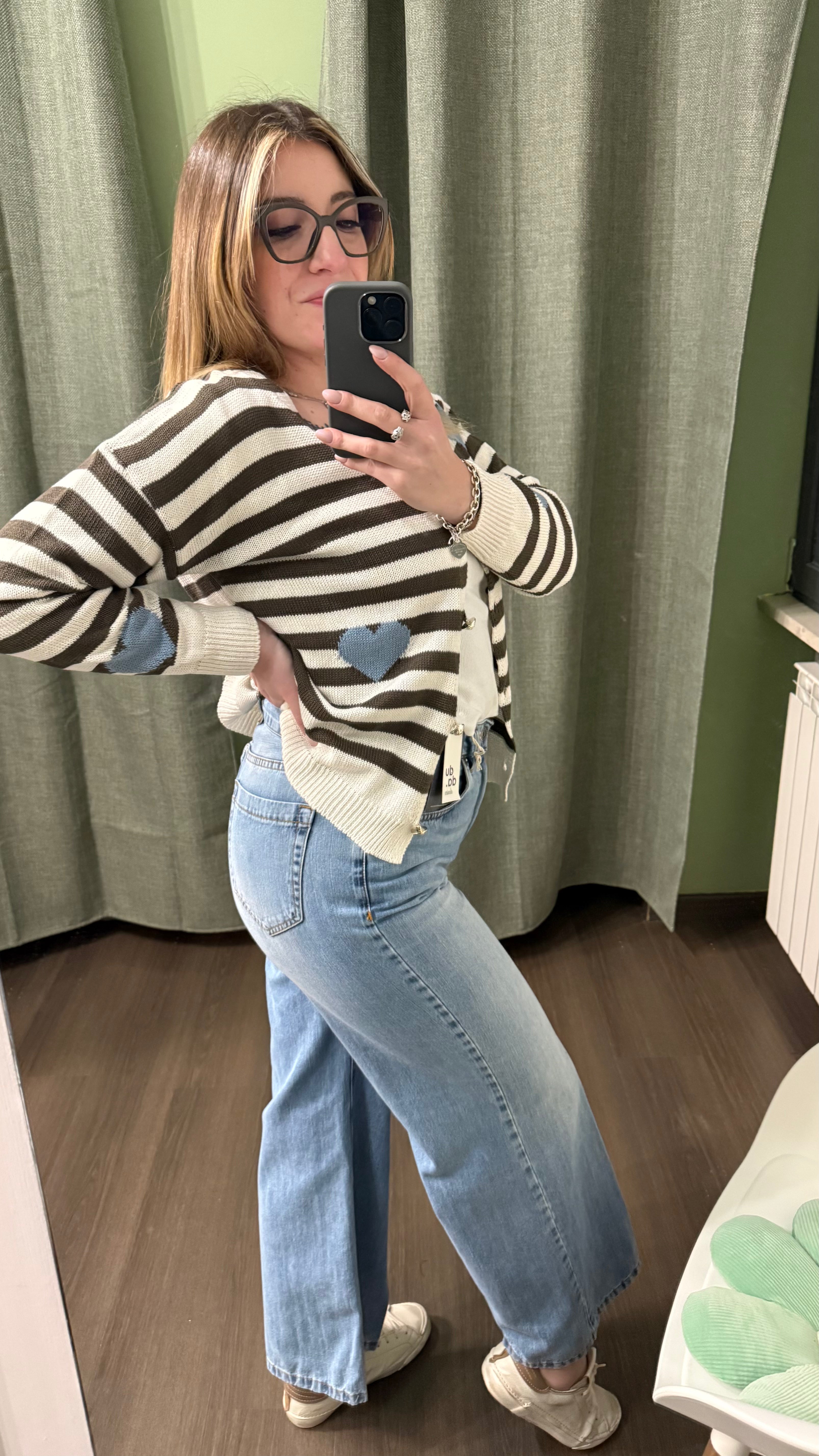 Cardigan Donna Righe Marrone e Panna con Cuori Azzurri – Bottoni Gioiello